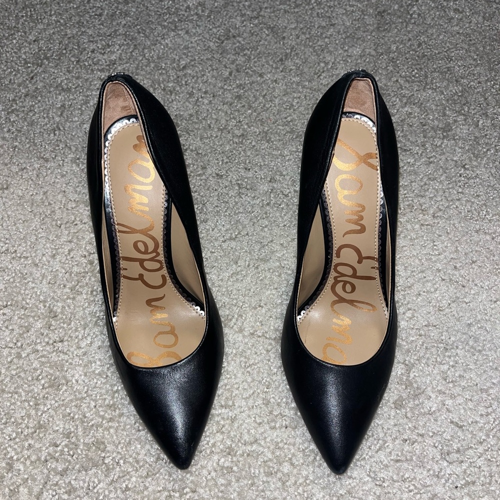 Sam Edelman black pointed heels